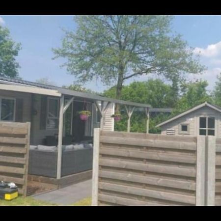 Chalet Te Huur Op *****Camping Terspegelt 4 Personen Villa Eersel Bagian luar foto