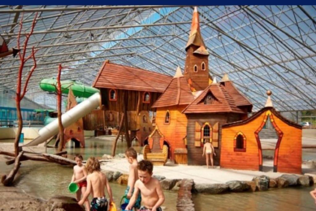 Chalet Te Huur Op *****Camping Terspegelt 4 Personen Eersel Bagian luar foto